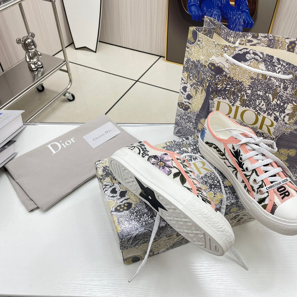 1XD66Z Popular shoes