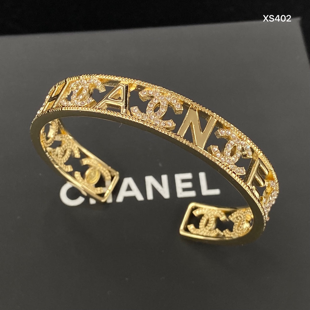 1C203K  Popular Bracelets