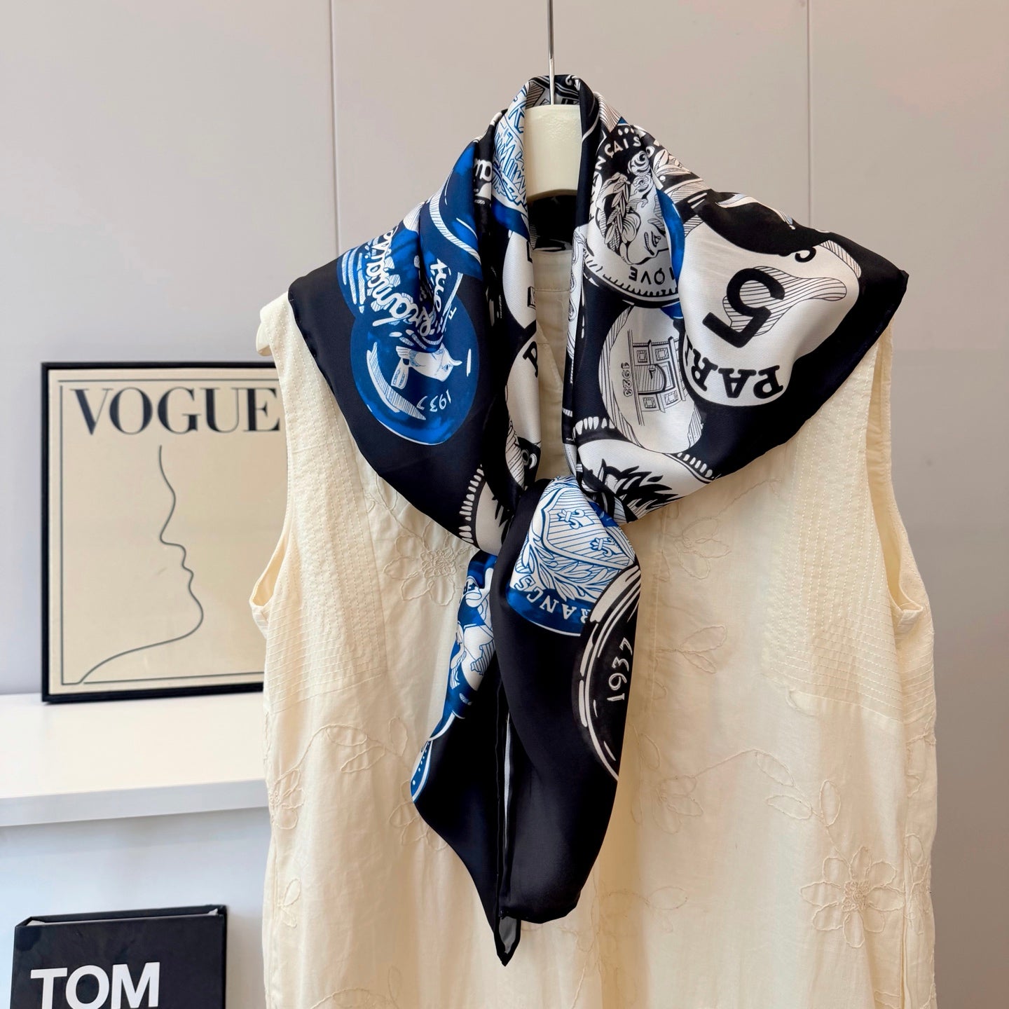 146NC7W Popular Silk Scarve