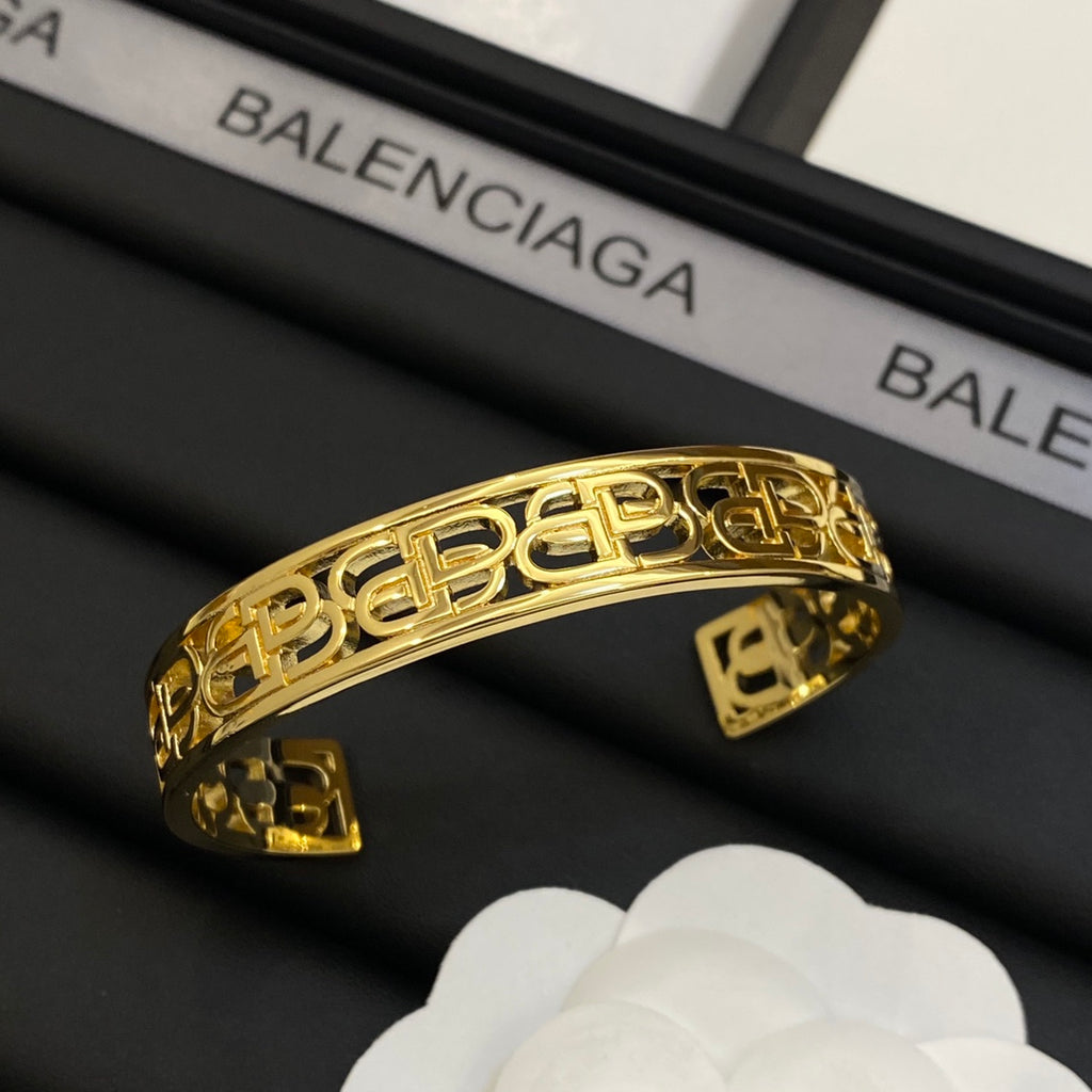 14J136K  Popular Bracelets