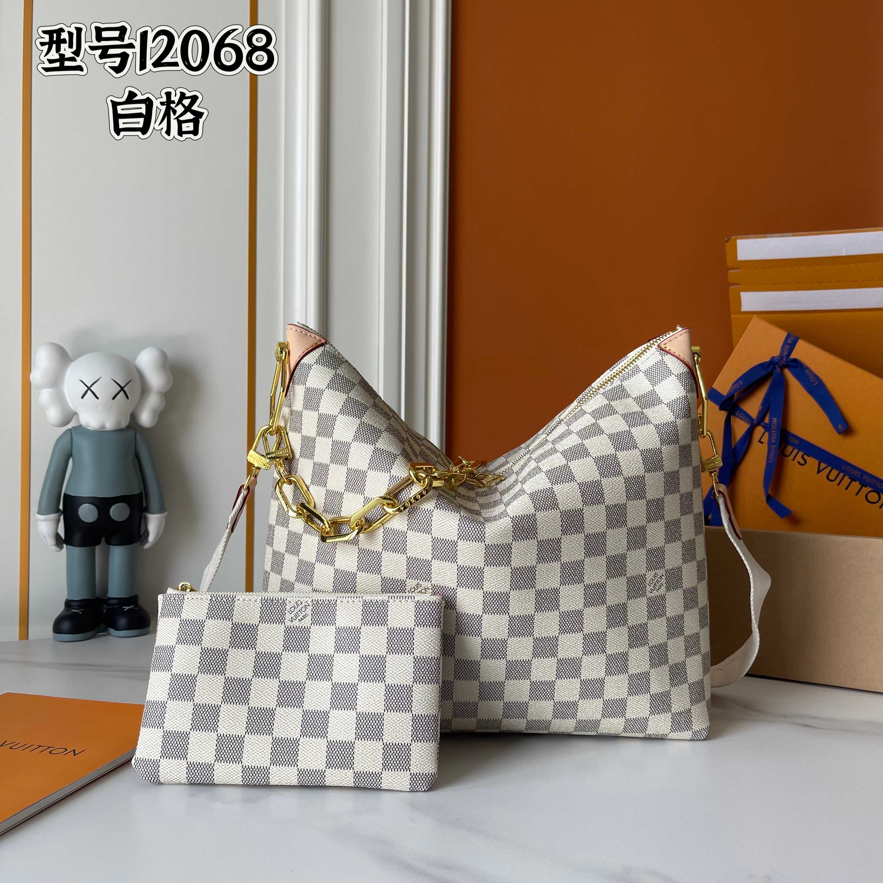 136NE2B Popular leather bag