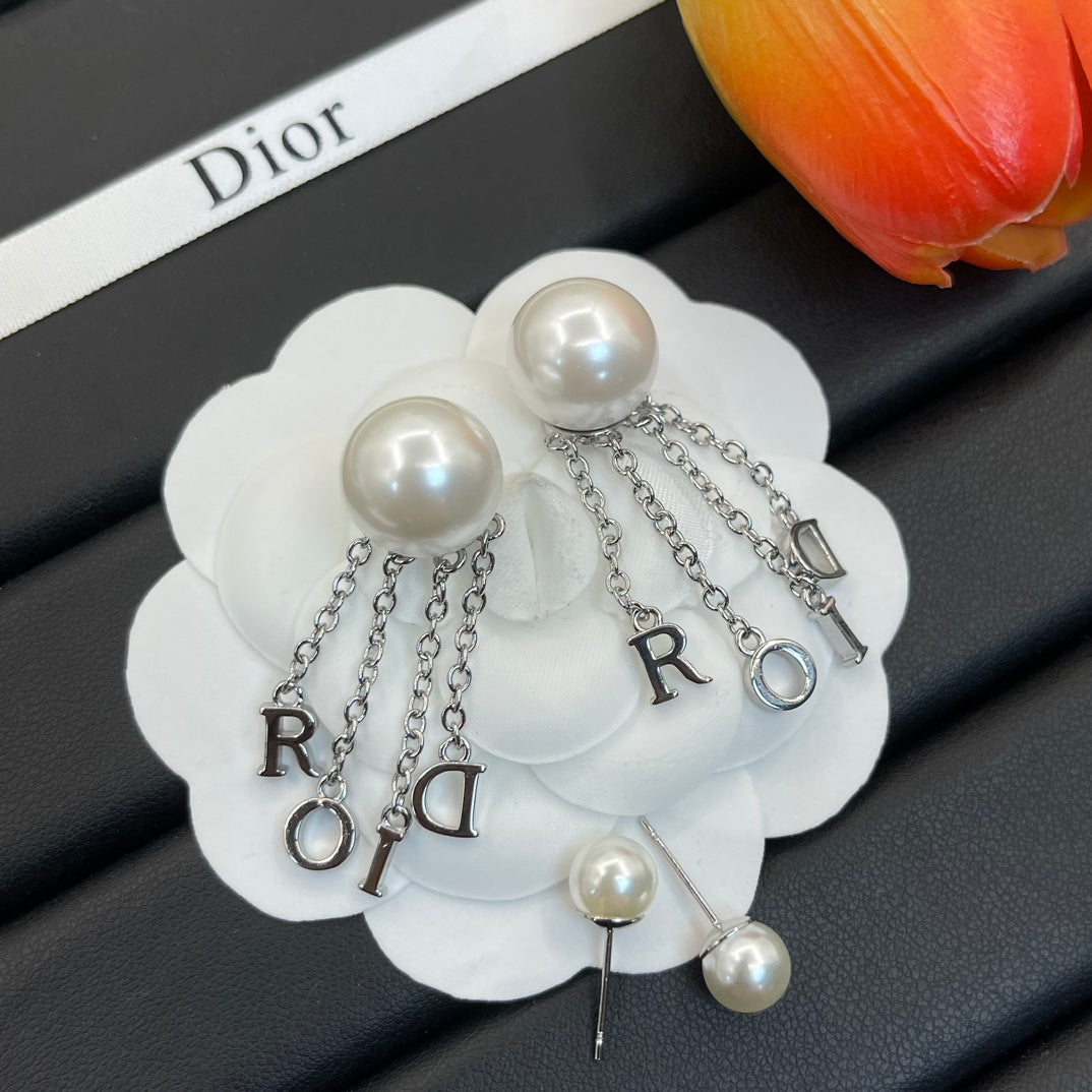 14D675E Popular Earrings