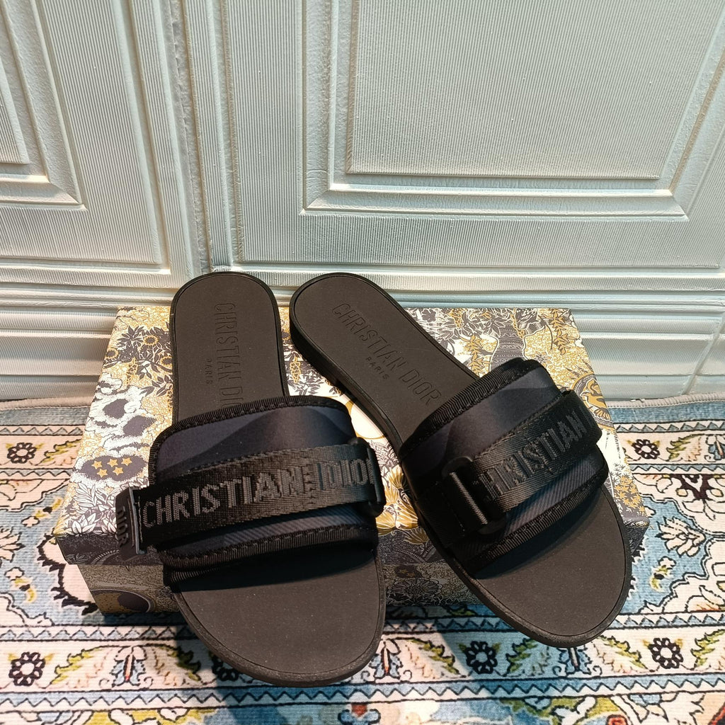 14D20Z Popular Slippers