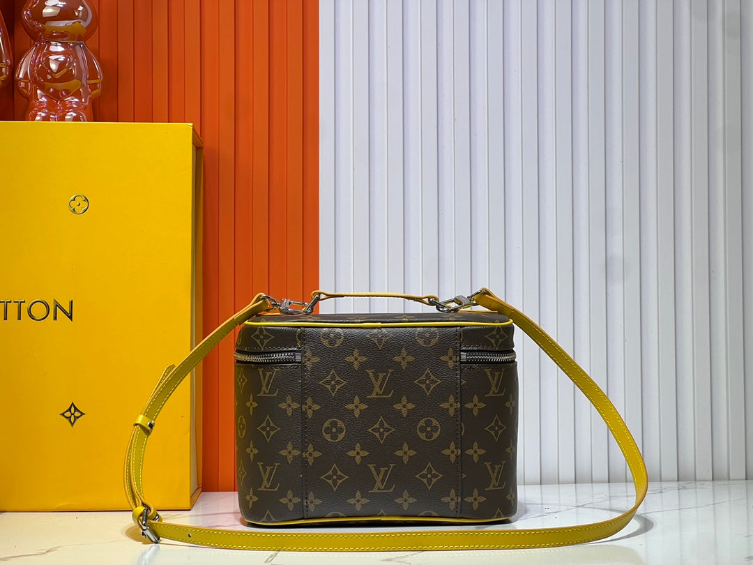 15XE10B Popular  leather bag