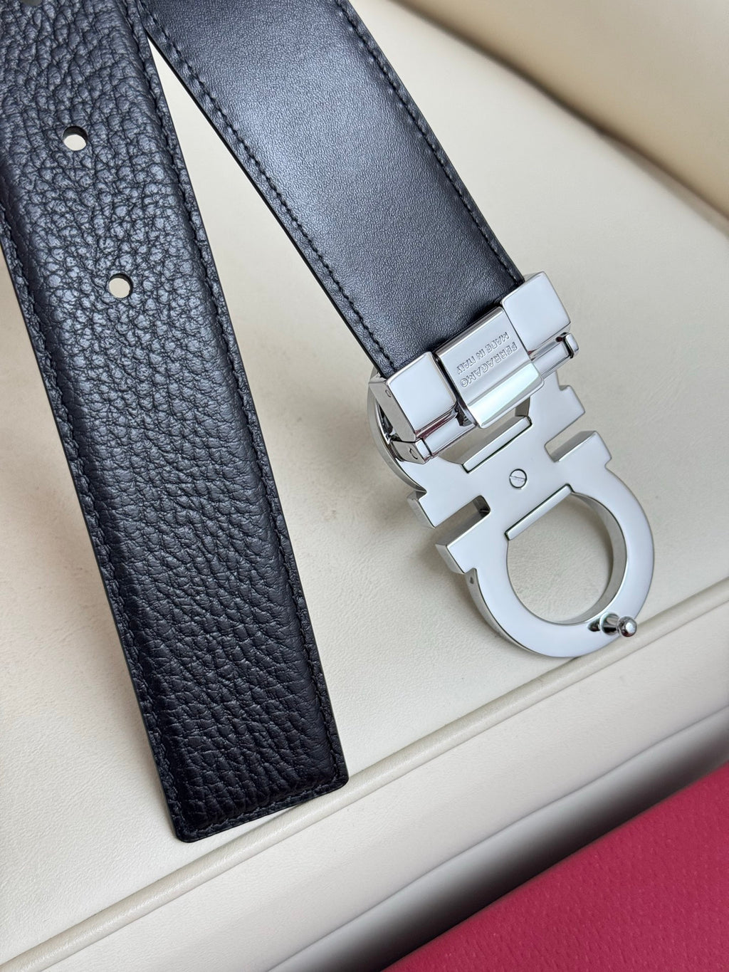 1115QA56P Popular High quality belt With full package