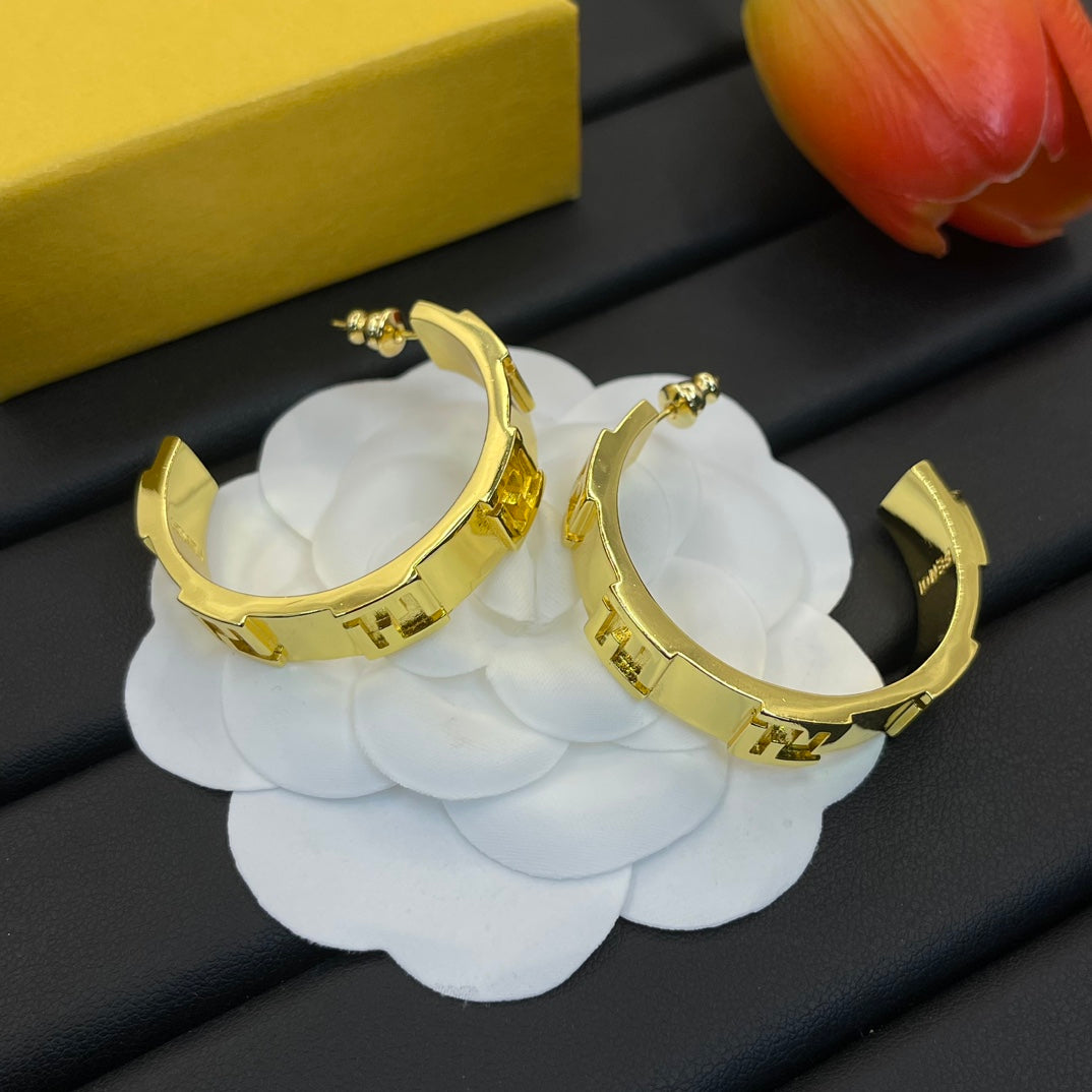 14F645E Popular Earrings