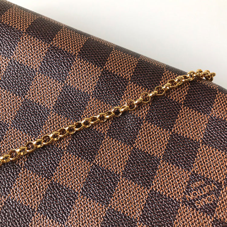 AE103B Popular  leather bag 