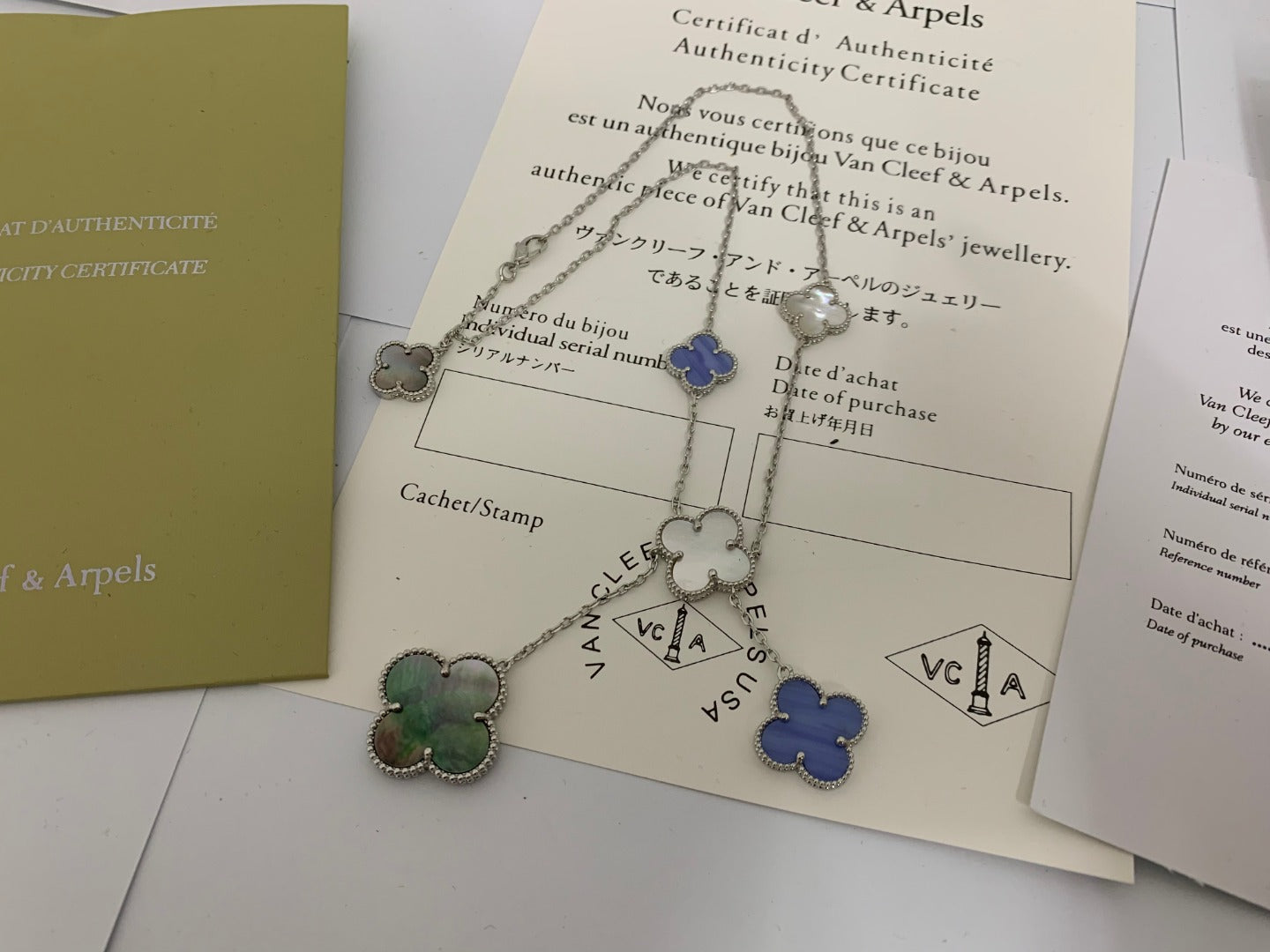 5XVA182K Popular 6 flowers necklaces