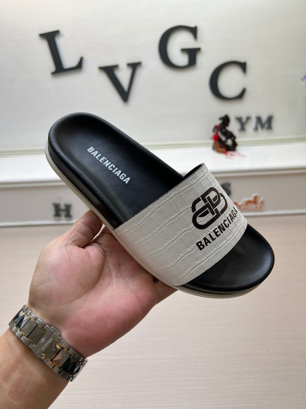 54J99Z Popular slippers