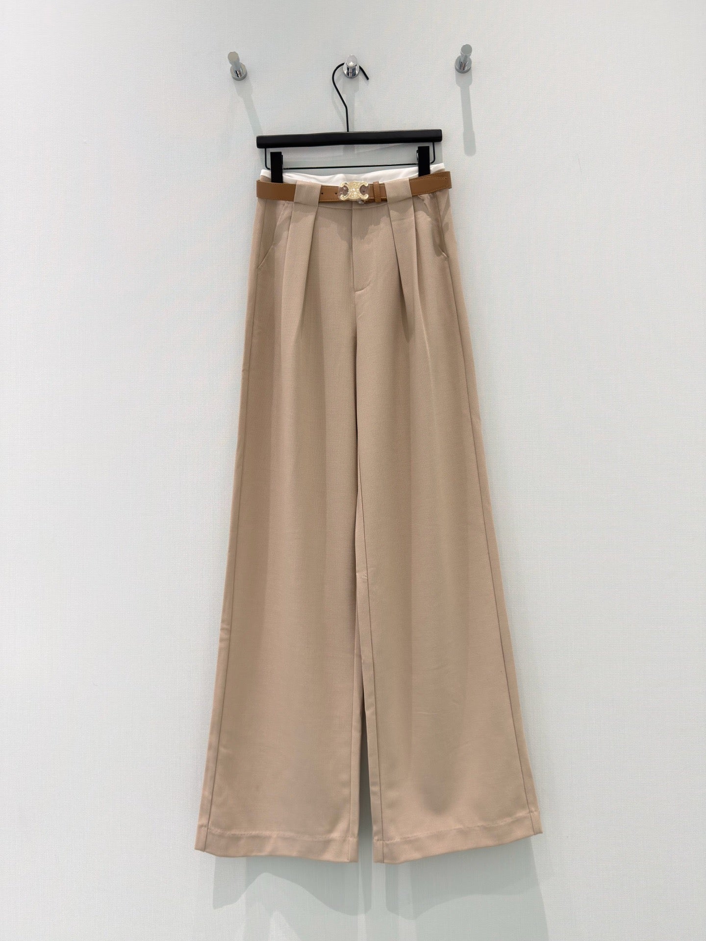 U2X56A10 Popular Pants