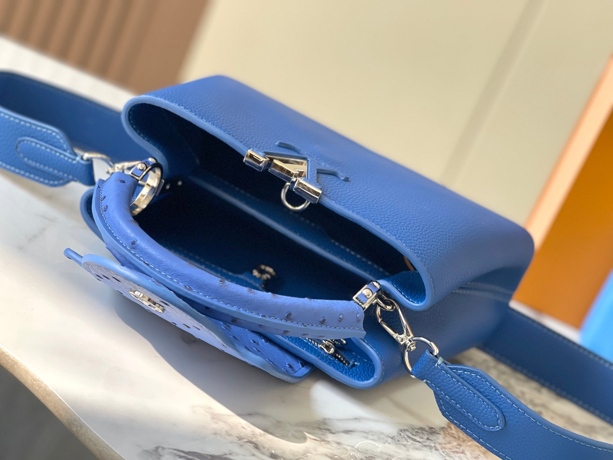 1XE448B Popular   leather bag