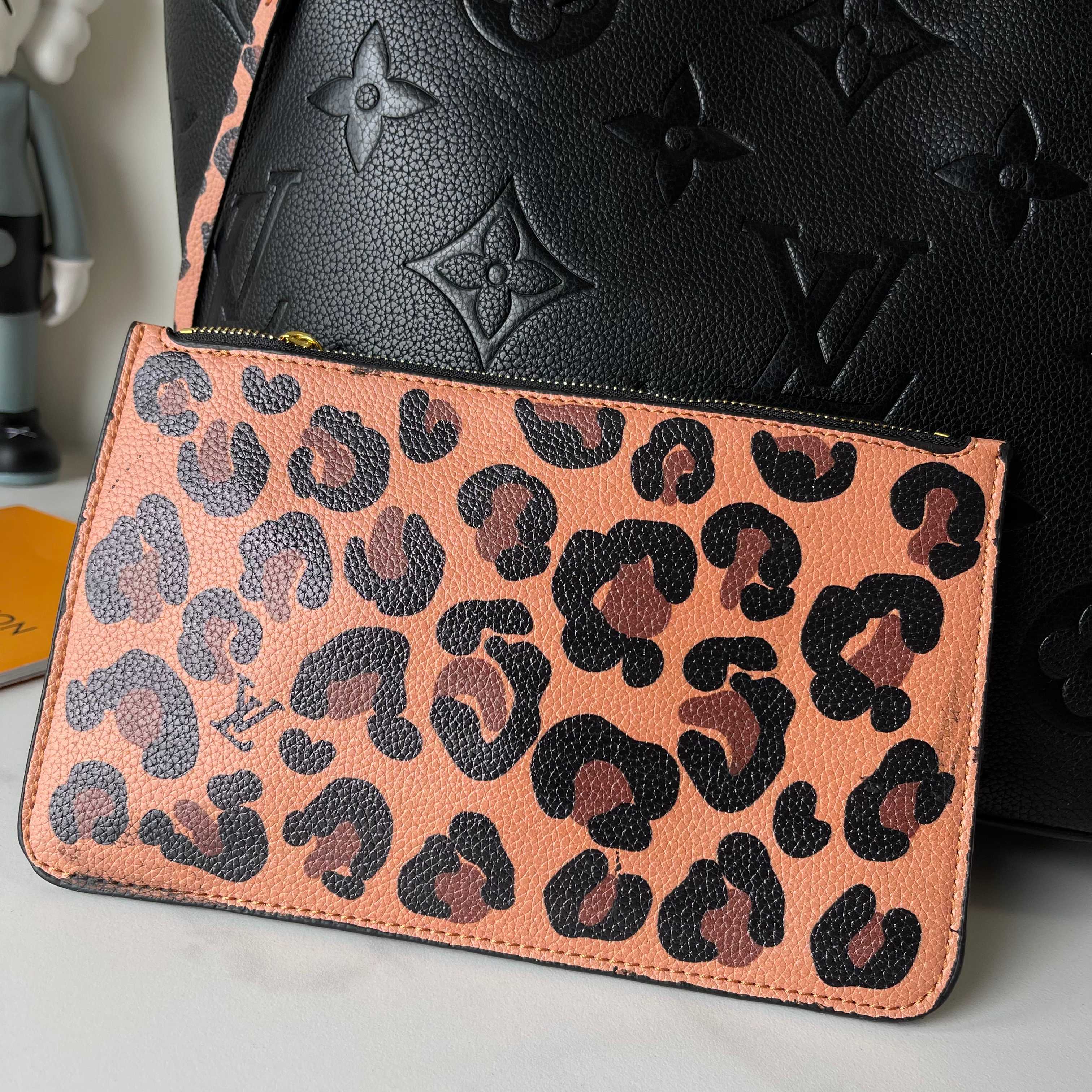 146PE93B Popular leather bag