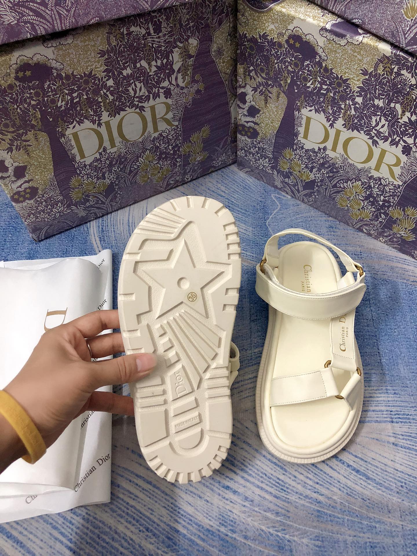 14D8Z Popular sandals