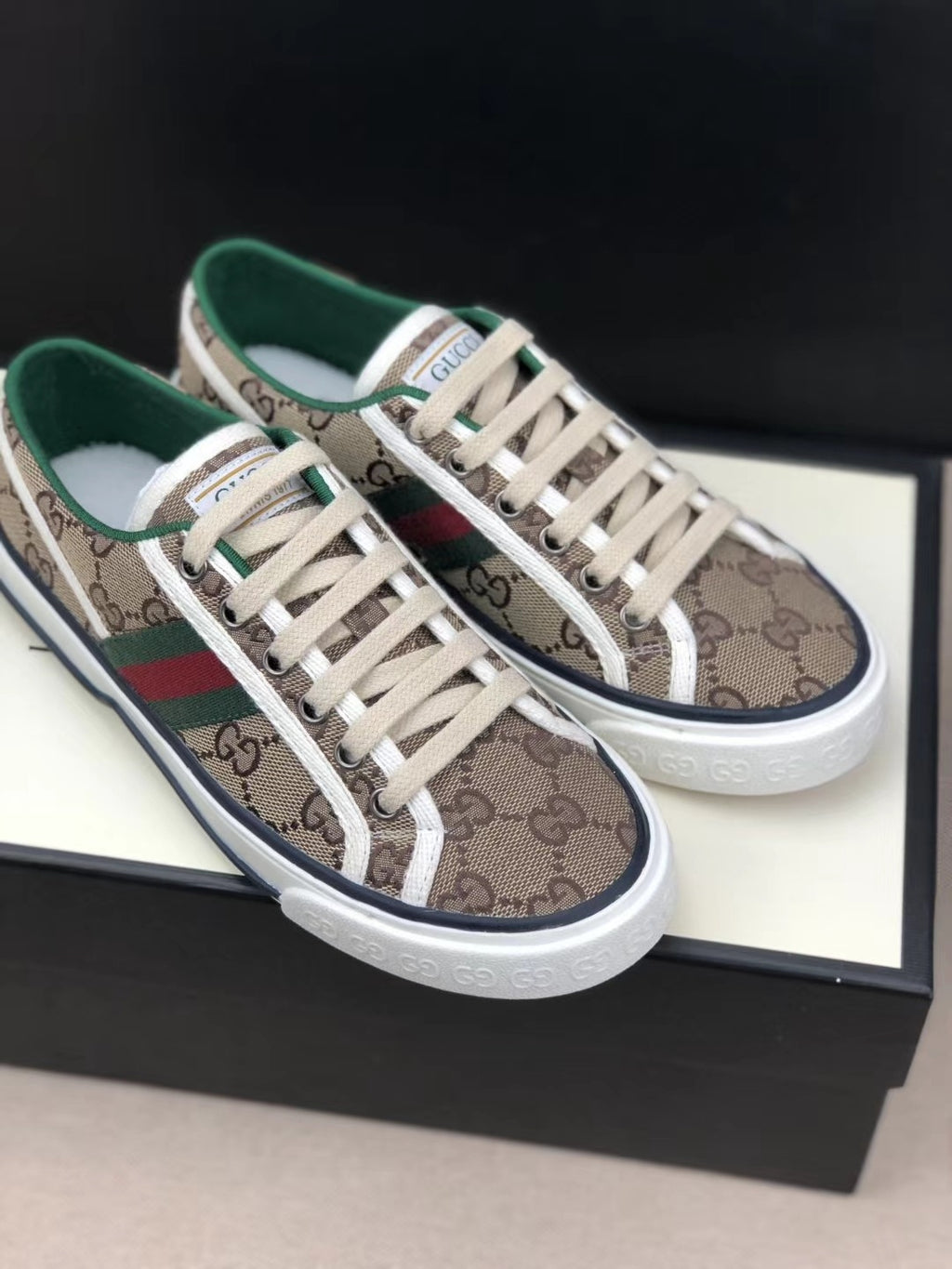 285RB8Z  Popular high-quality shoes