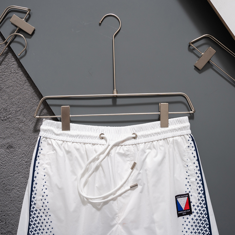 136NE9U Popular shorts
