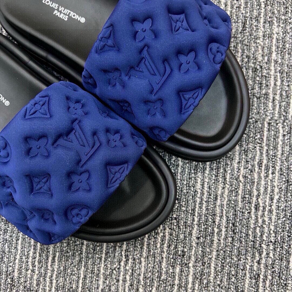 5QE13Z Popular Slippers