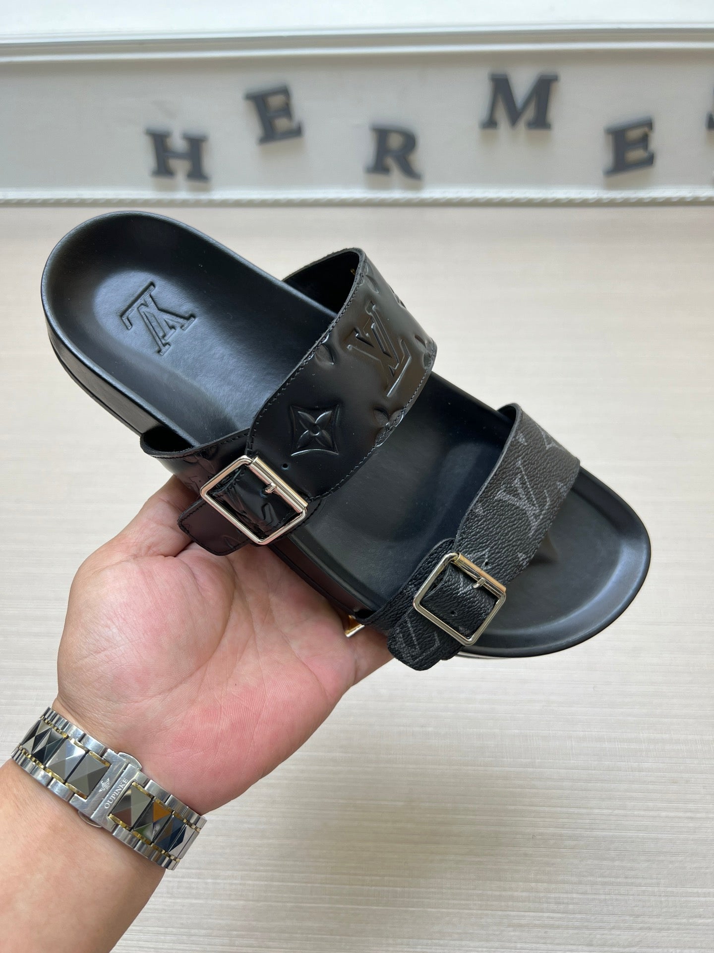 54E87Z Popular slippers