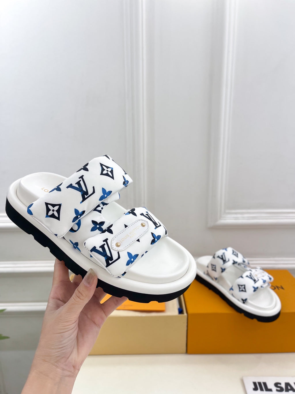6105QE351Z Popular Shoes