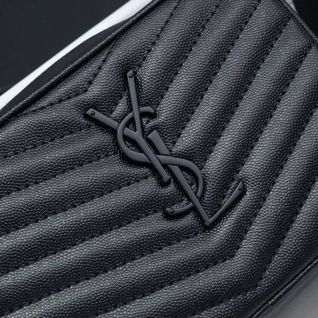 B1R46SL5  Popular leather bags