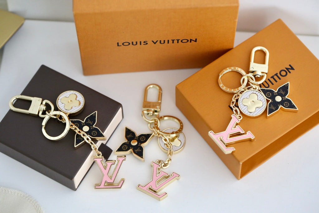 165XE13A  Popular Keychains
