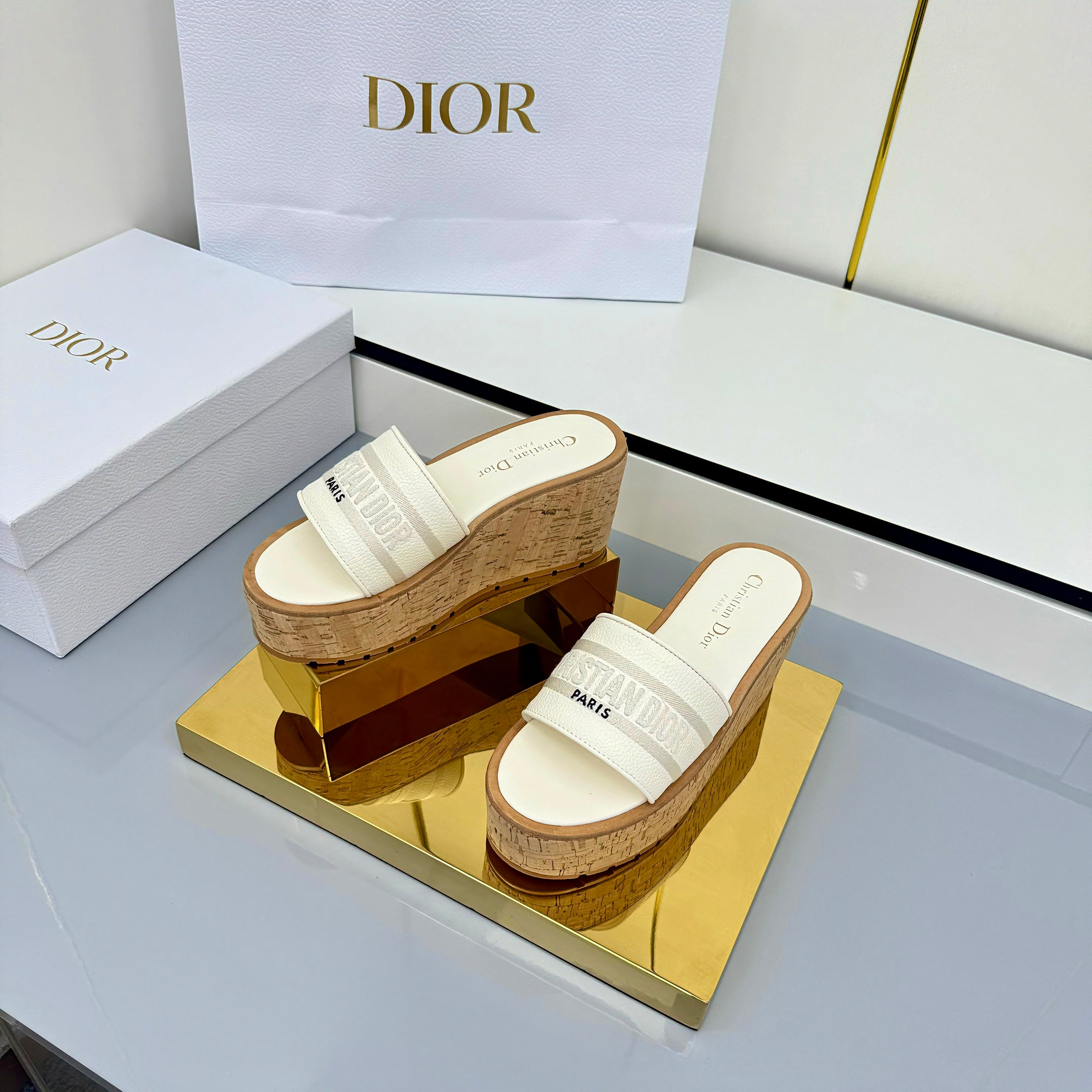 2105QD287Z Popular high-quality Shoes