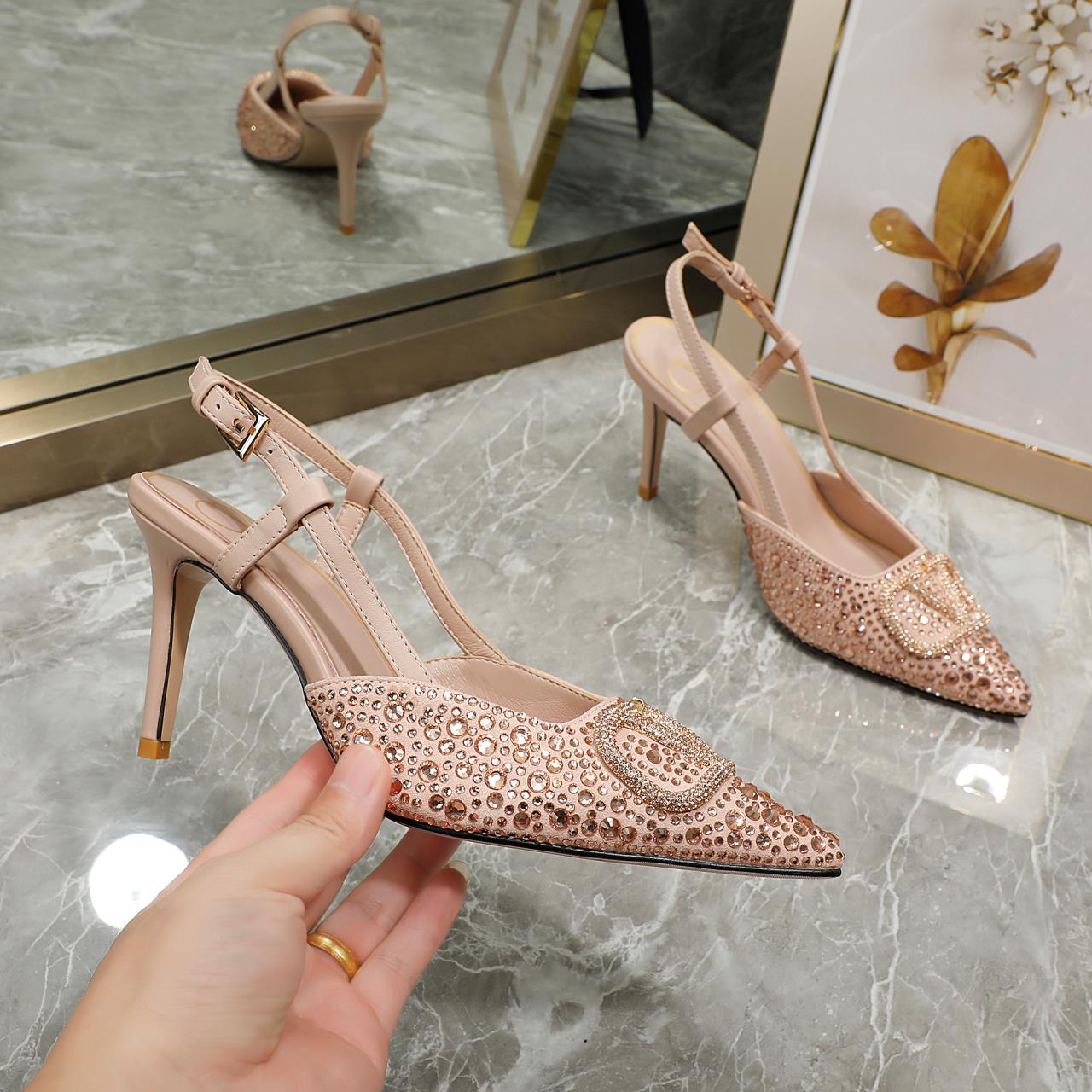 245RVL13Z Popular leather  High heels