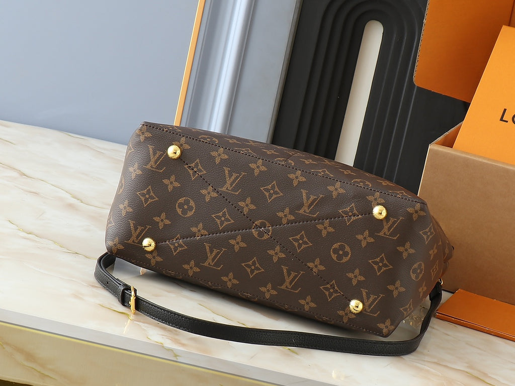 1WE115B Popular leather bag