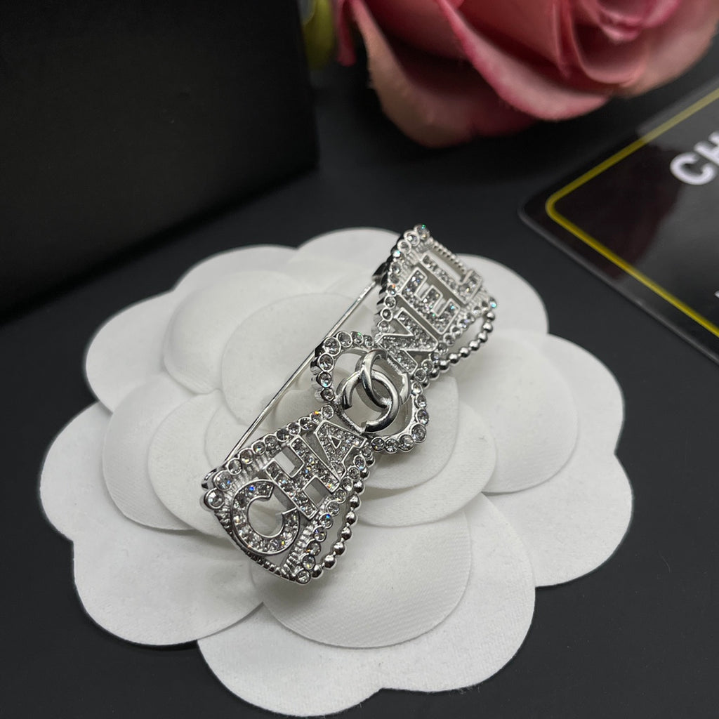 14C894X   Popular Brooch