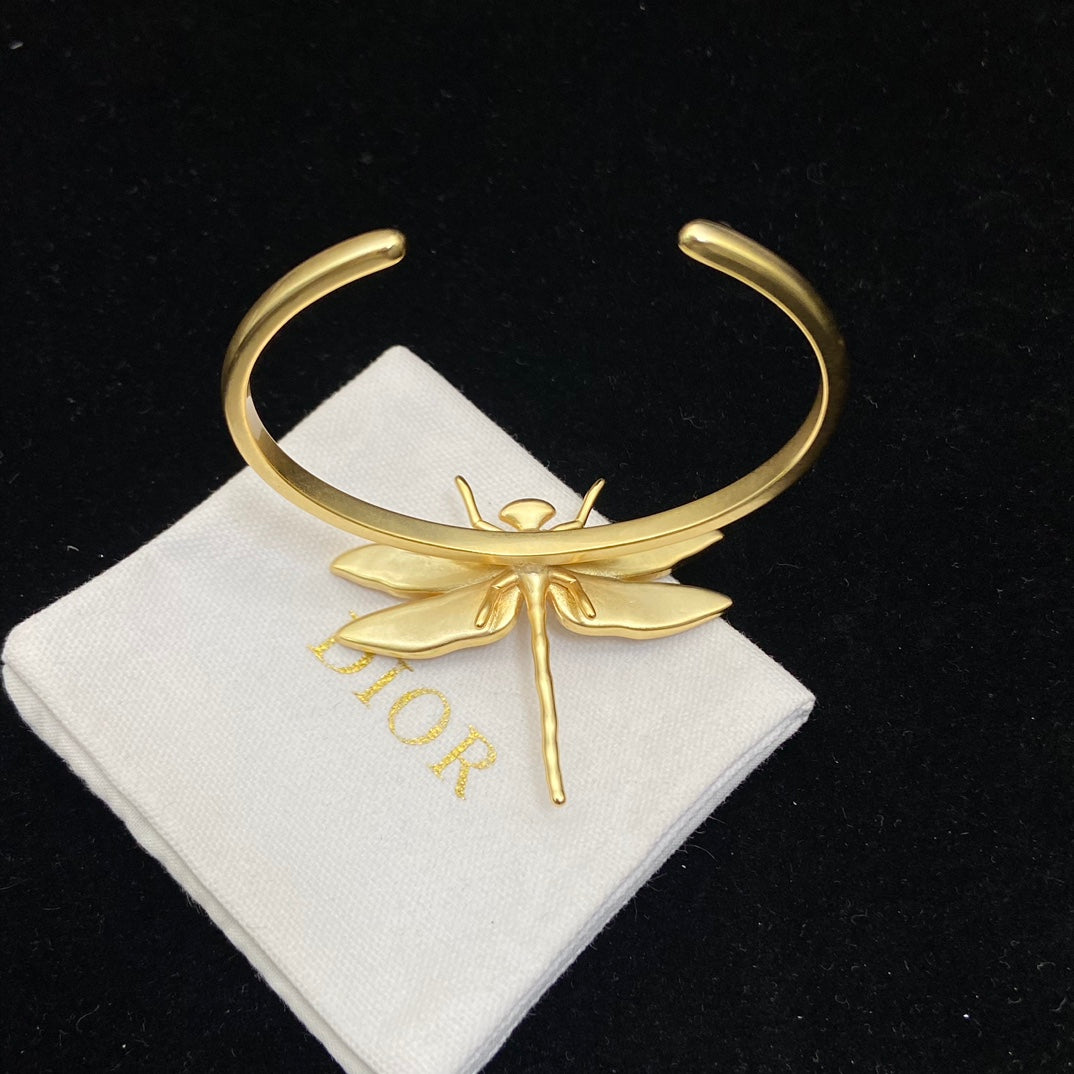 55QD77K  Popular Bracelets