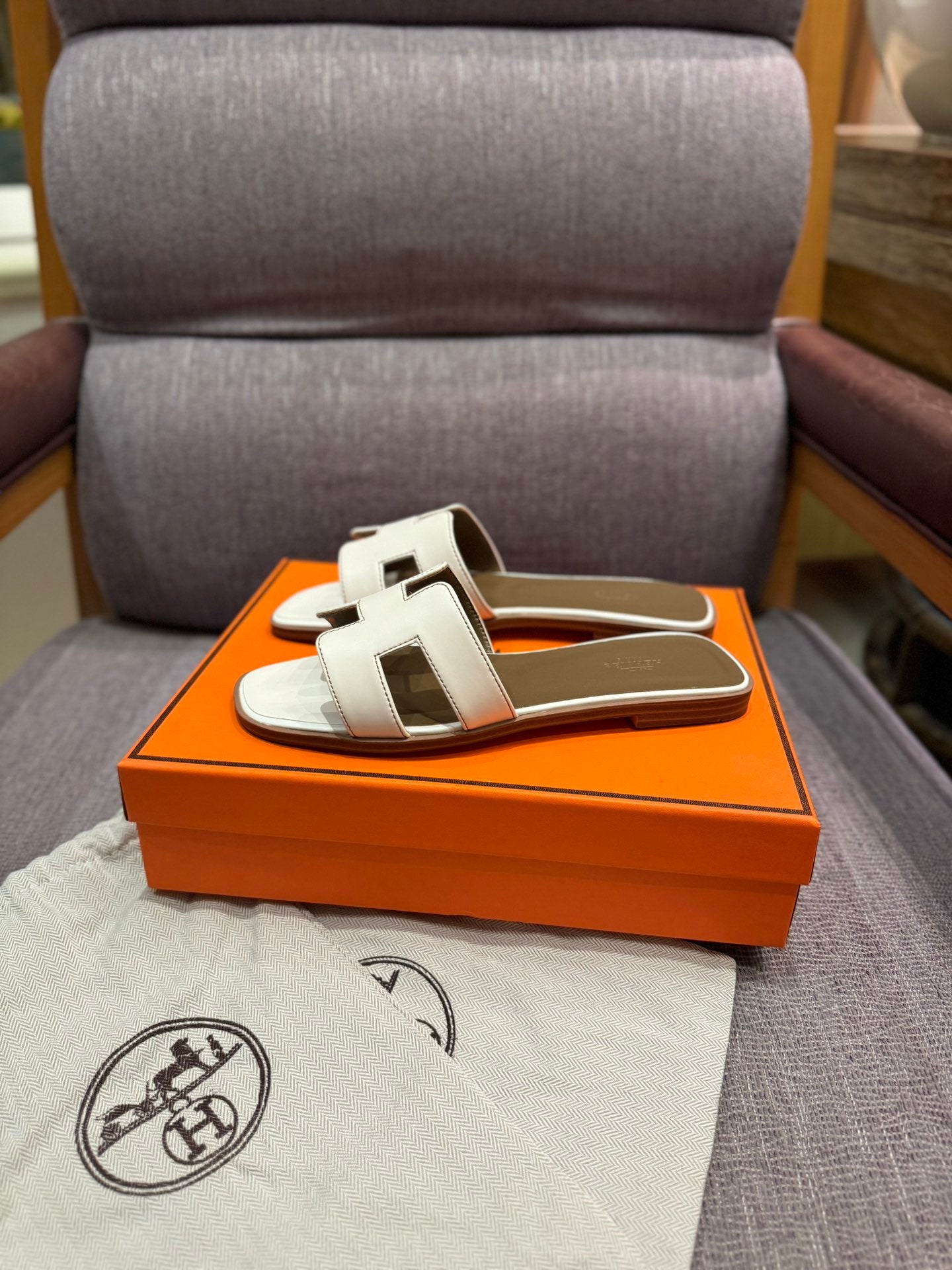 155ZH310Z Popular Slippers