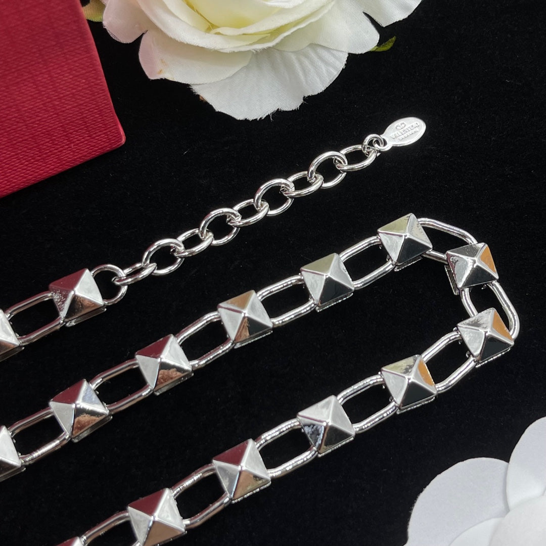 55QVL431X Popular Necklaces.Bracelet