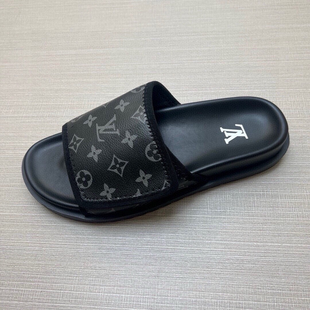 5LE210Z Popular Slippers