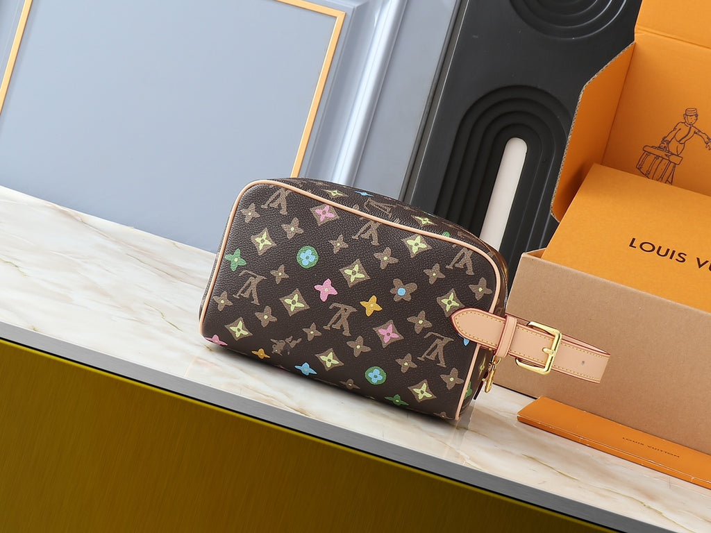 15RE69B  Popular   leather bag