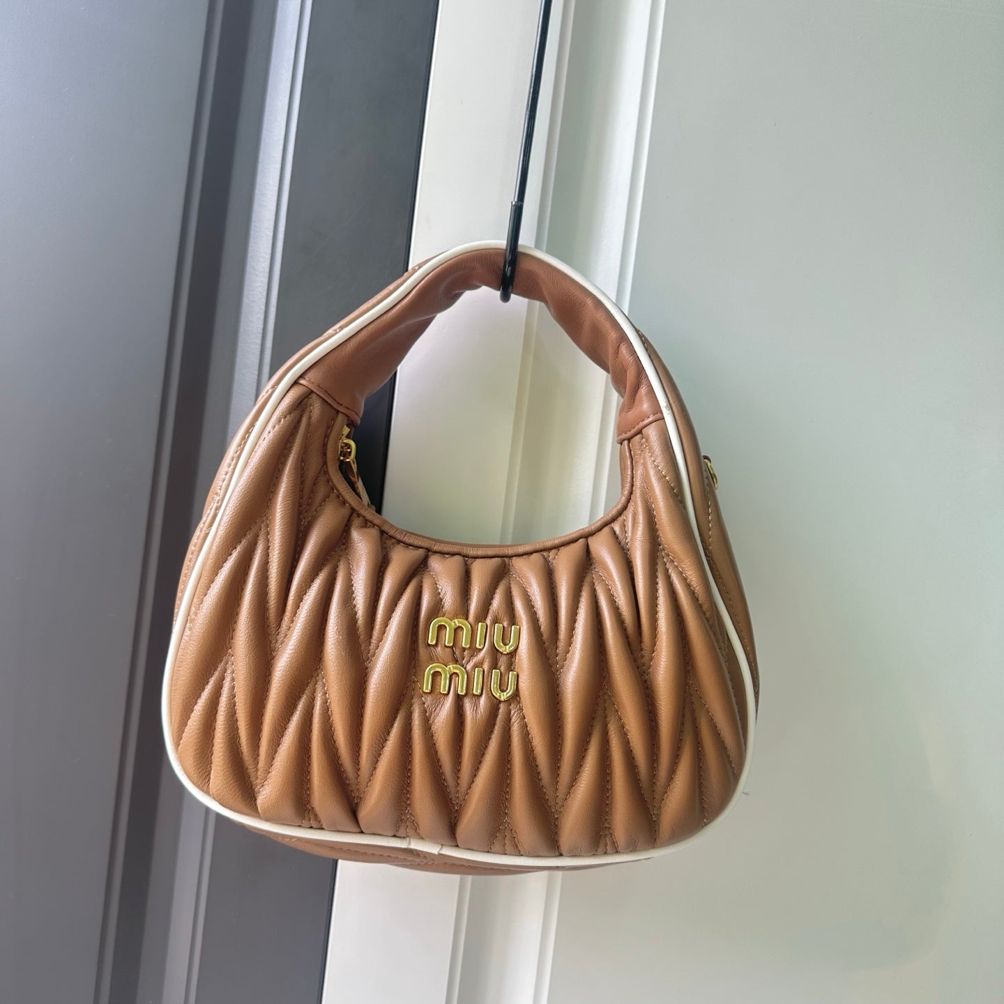 146PA118B Popular leather bag