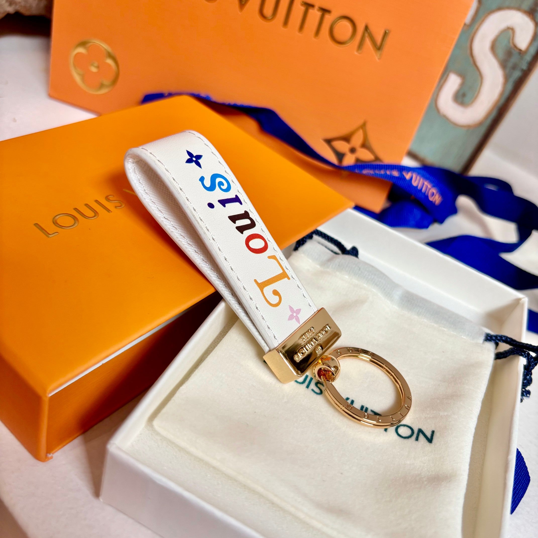 35QE10A Popular bag 's charms accessories