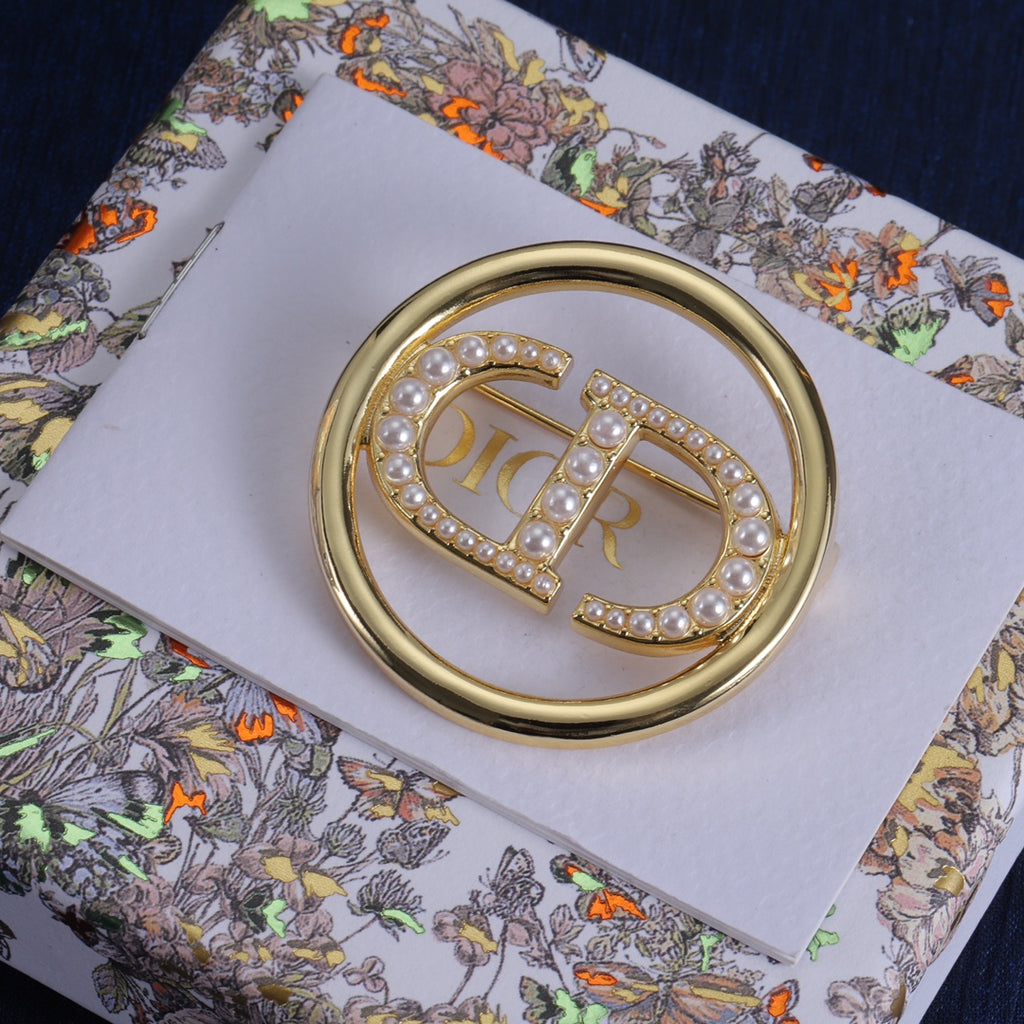 55ZD99X Popular Brooch