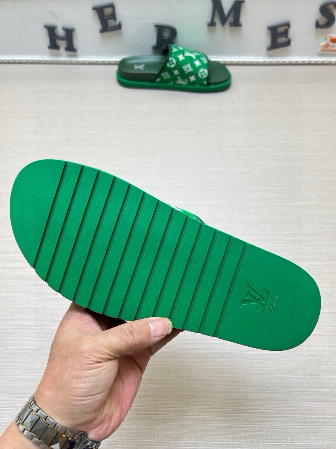 5QE4Z Popular Slippers