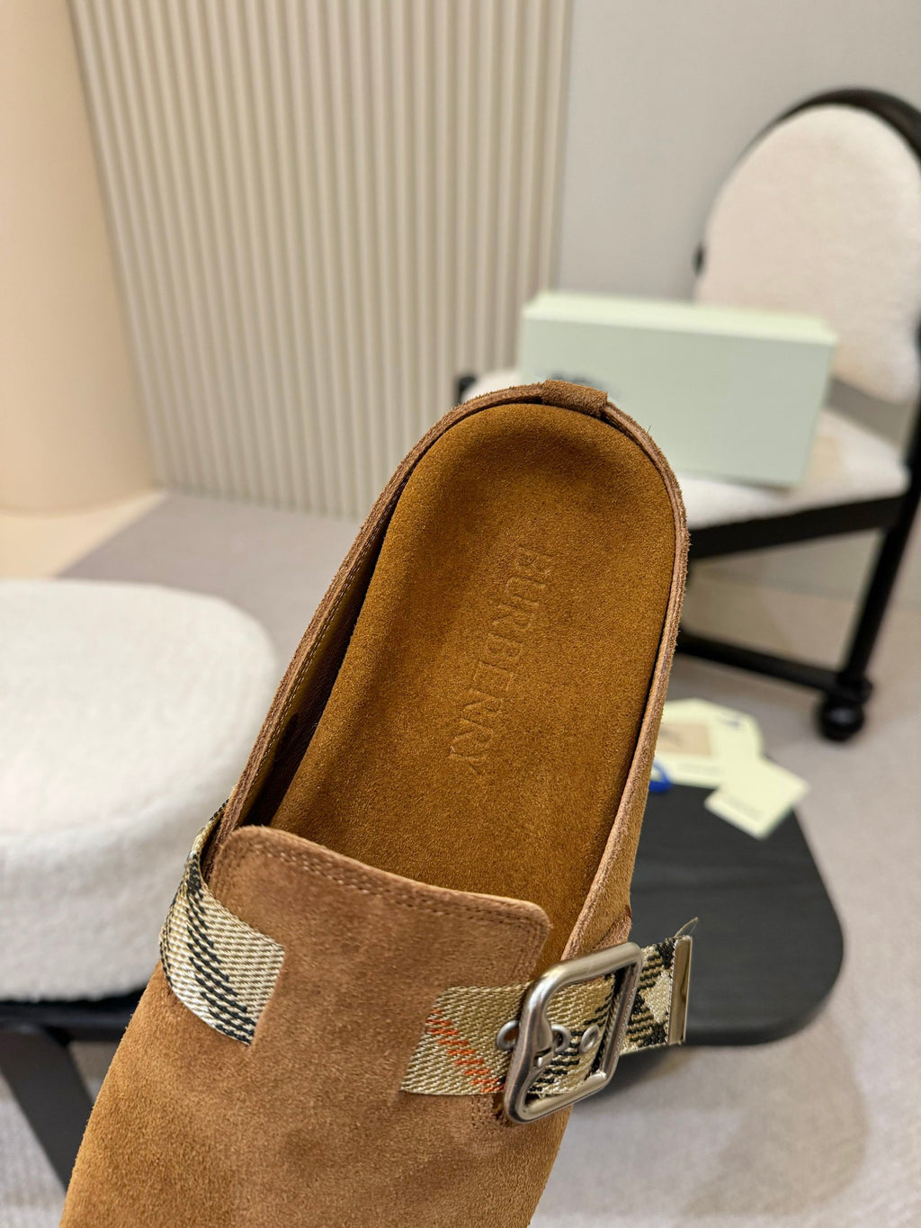 2105QR242Z Popular high-quality  Shoes