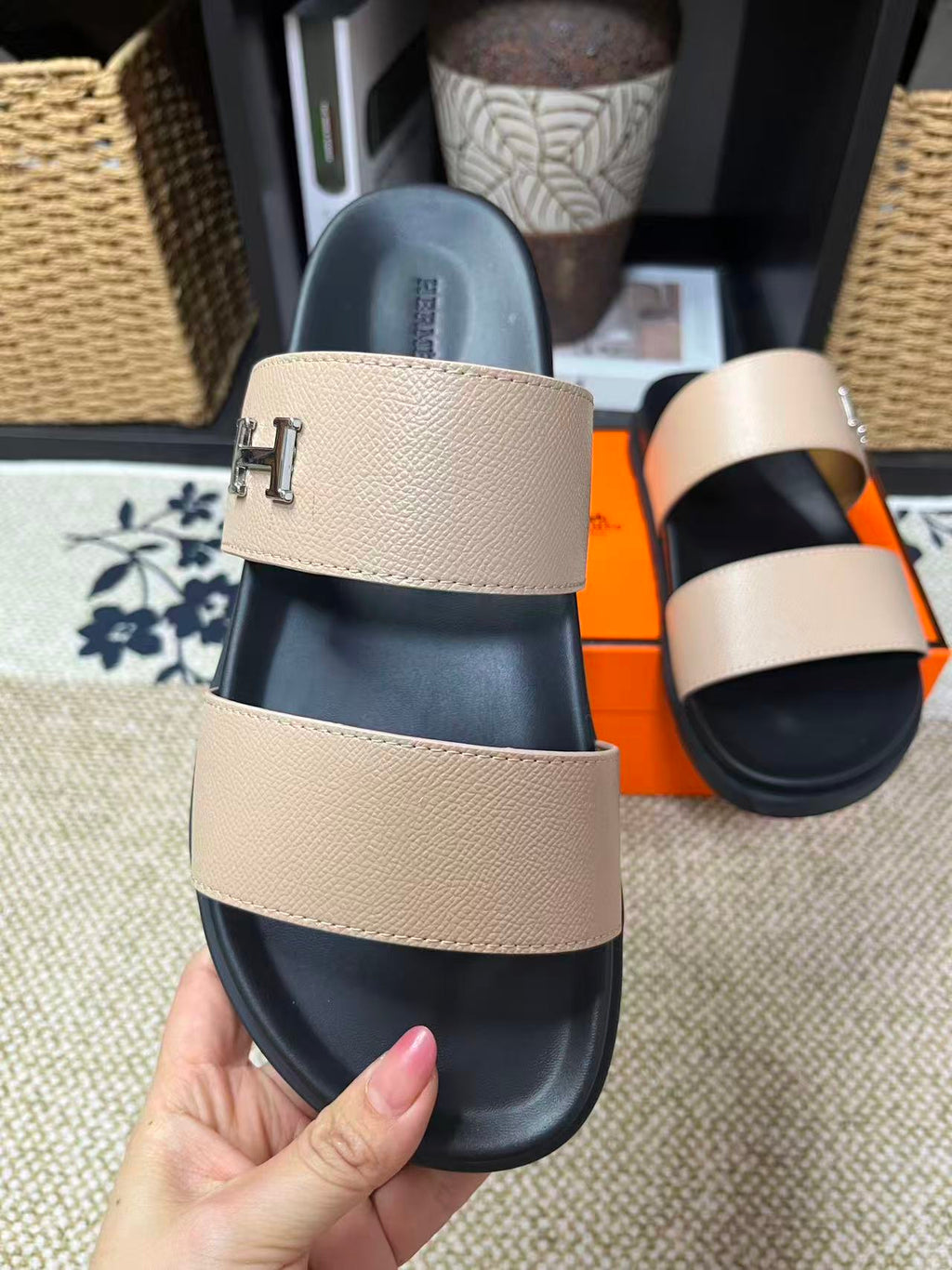 Z2P36H21 Popular high-quality leather Shoes