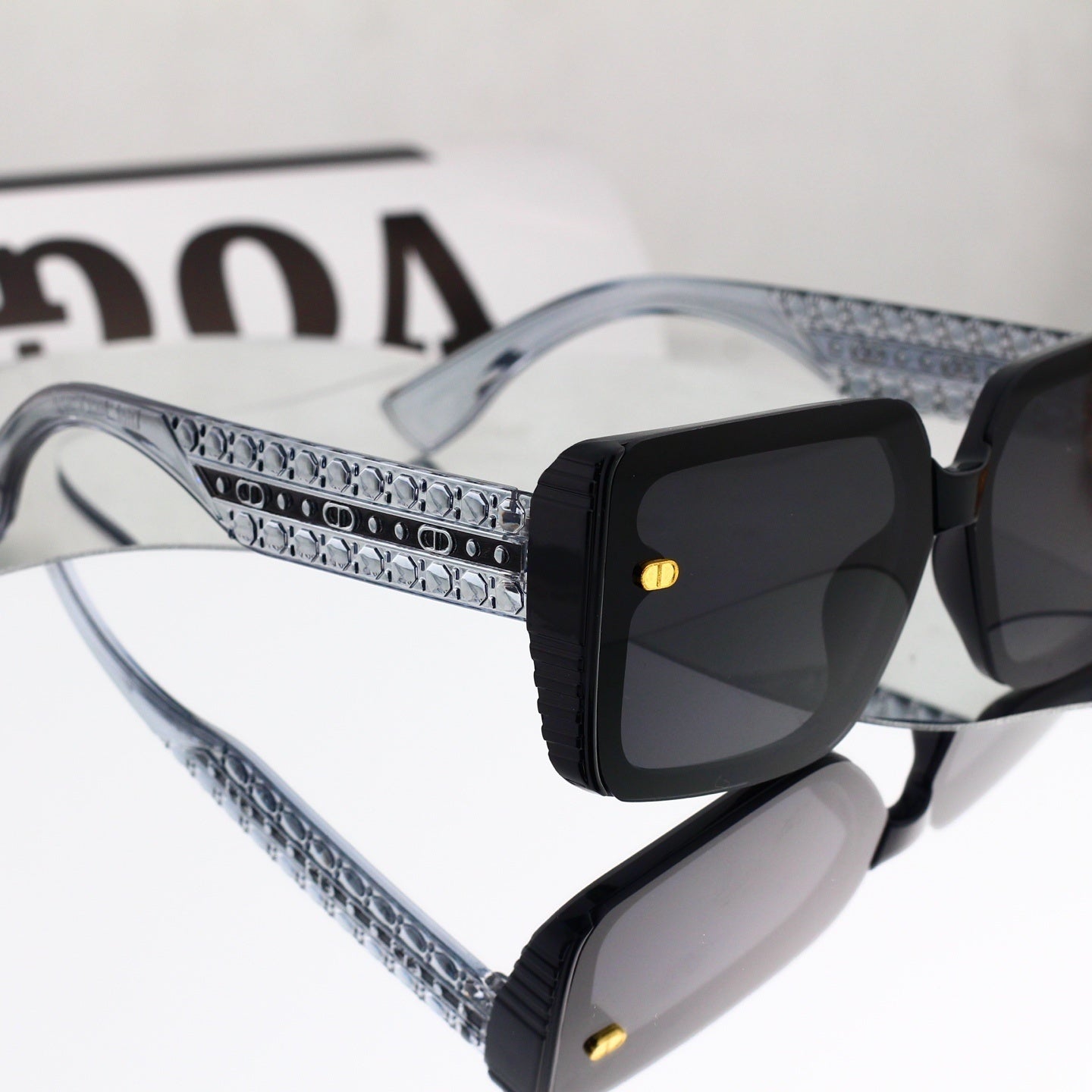 156PD64T Popular Sunglasses