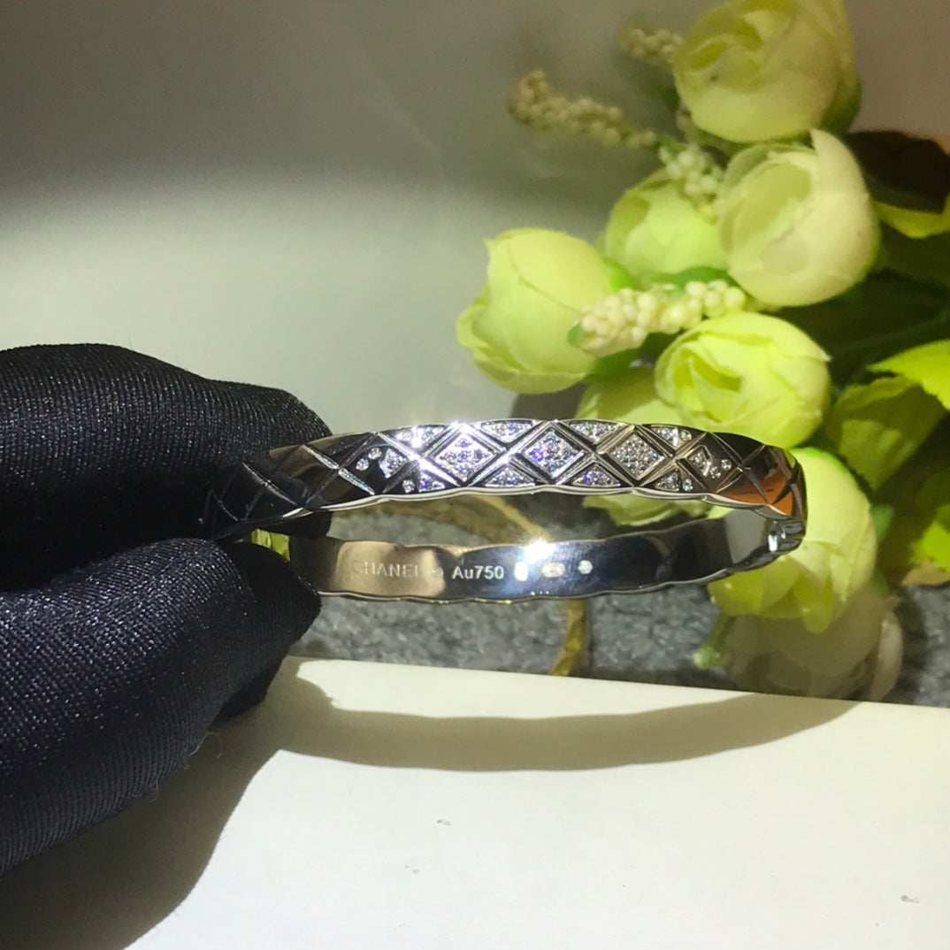 55QC80K  Popular Bracelets