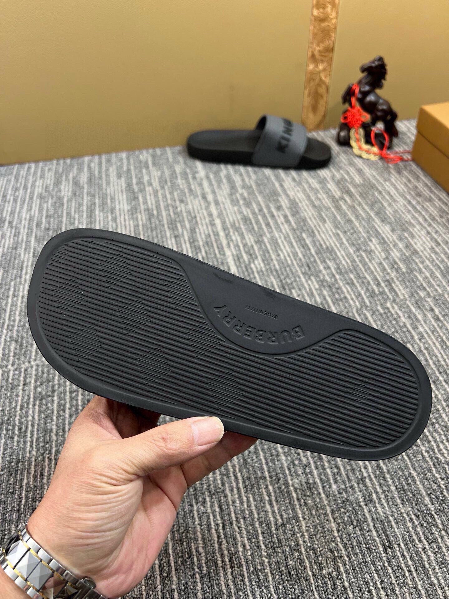 535ZR254Z Popular Slippers