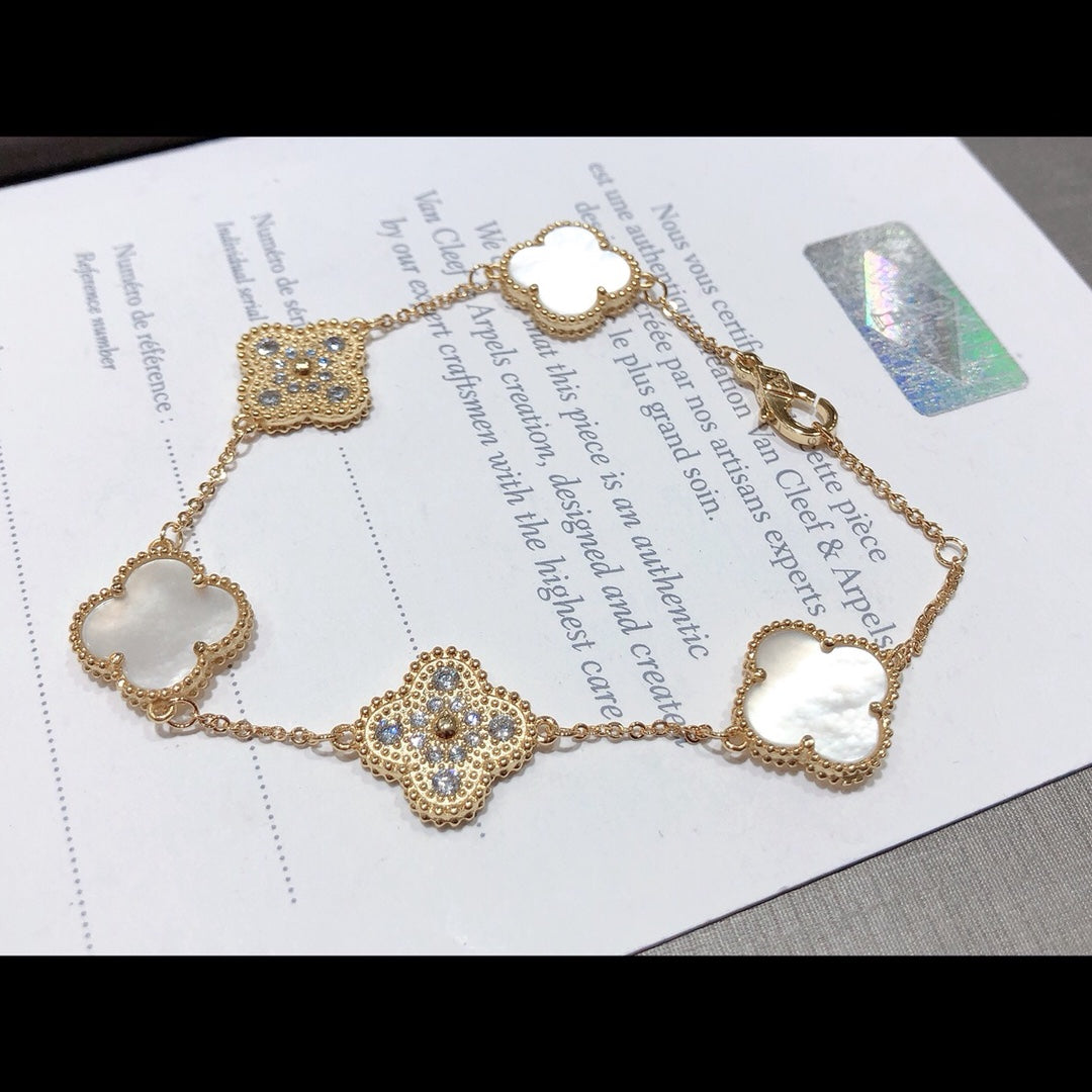 5XVA179K  Popular bracelets 5 flowers normal size1.5cm flower