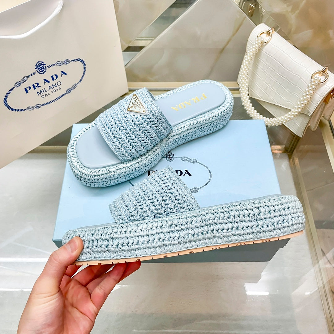 14PD22Z Popular slippers