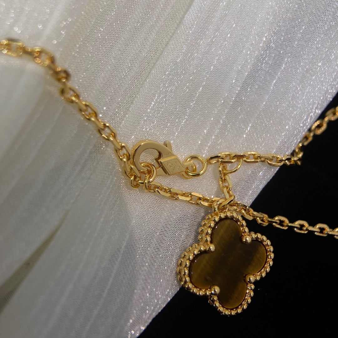 5XVA182K Popular 6 flowers necklaces