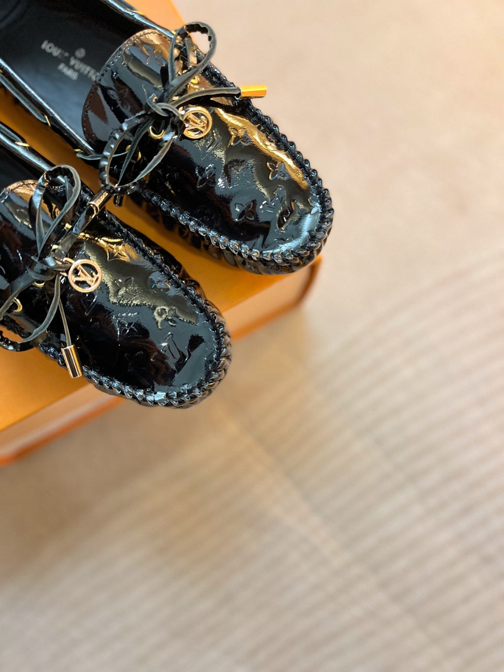 295QE99Z Popular high-quality leather shoes