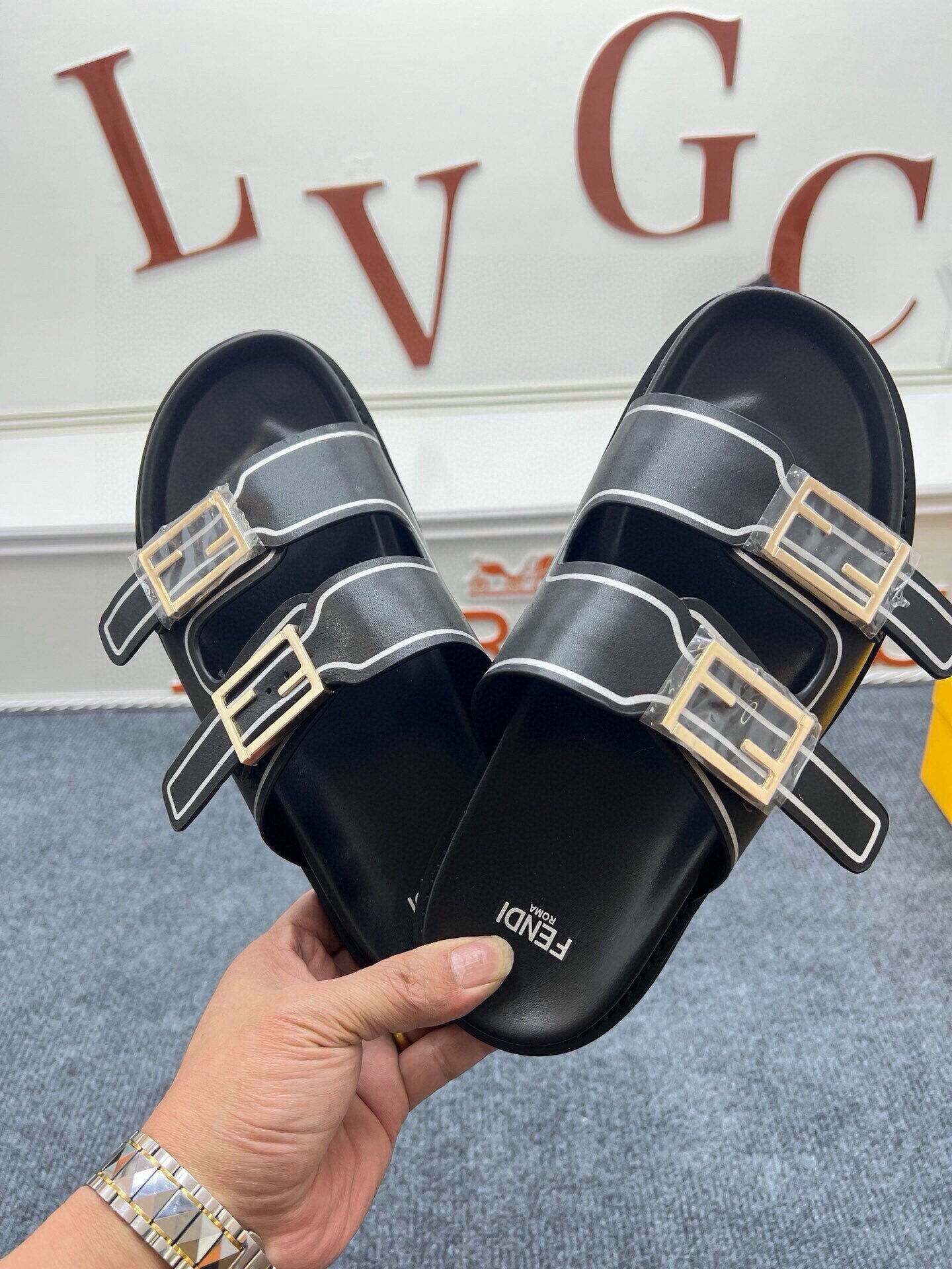 54F38Z Popular slippers