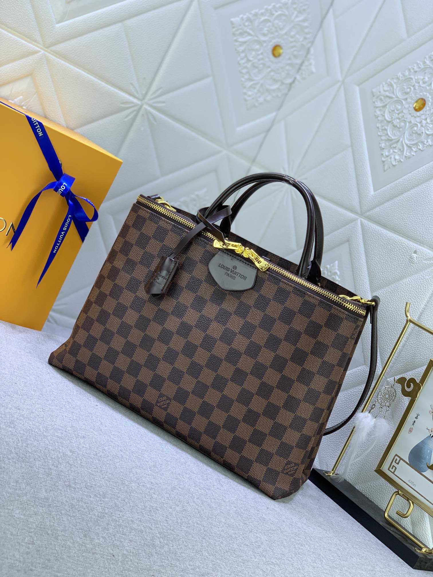 2XE330B Popular   leather bag 