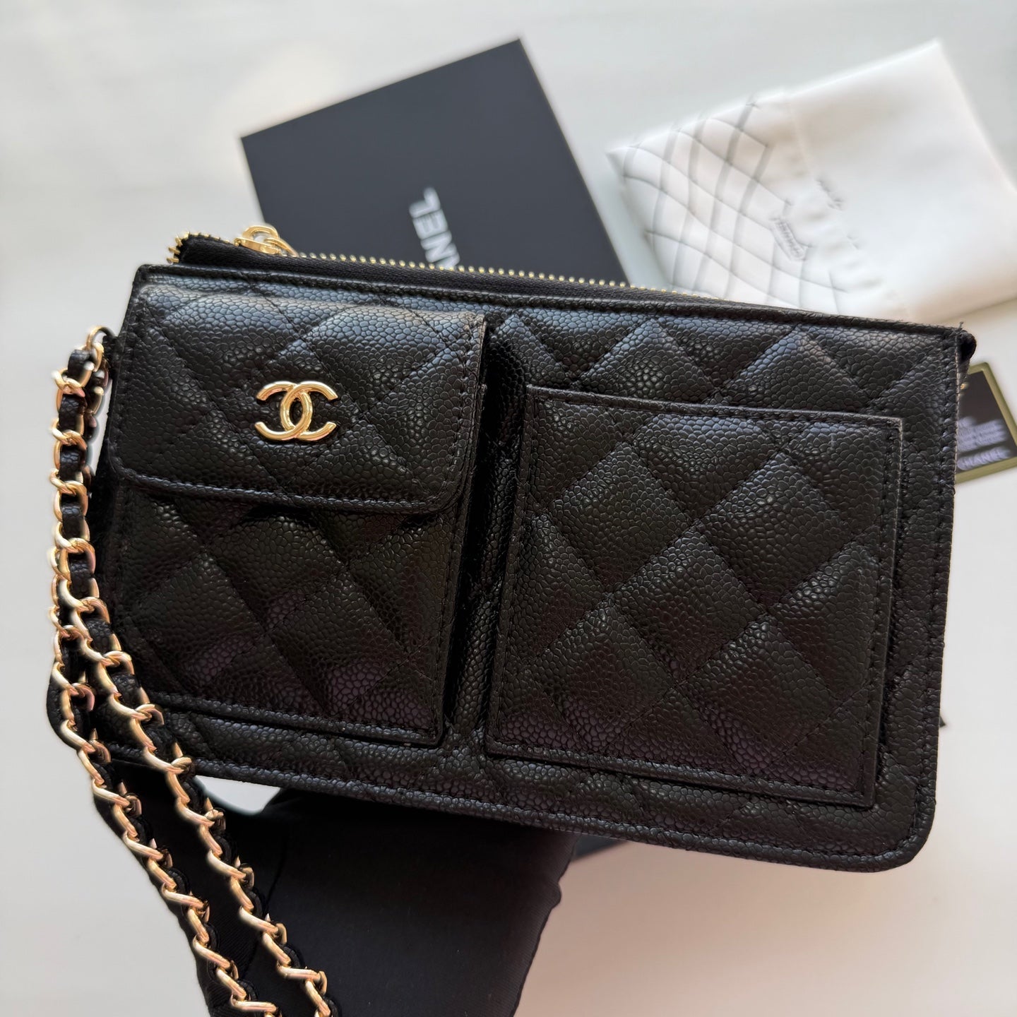 146PC21B Popular leather bag
