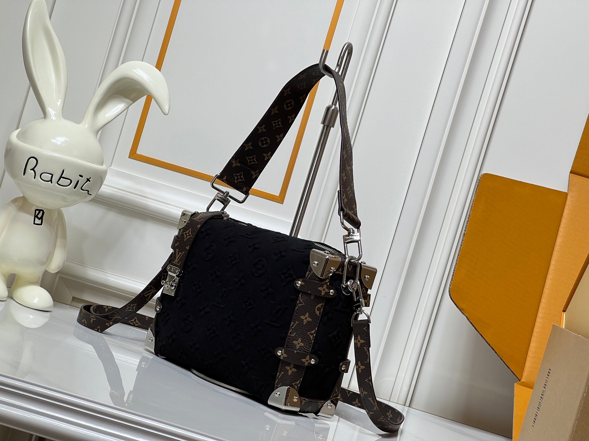 15RE157B Popular bag
